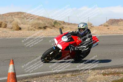 media/Feb-05-2023-Classic Track Day (Sun) [[c35aca4a42]]/Group 3/session 3 turn 13/